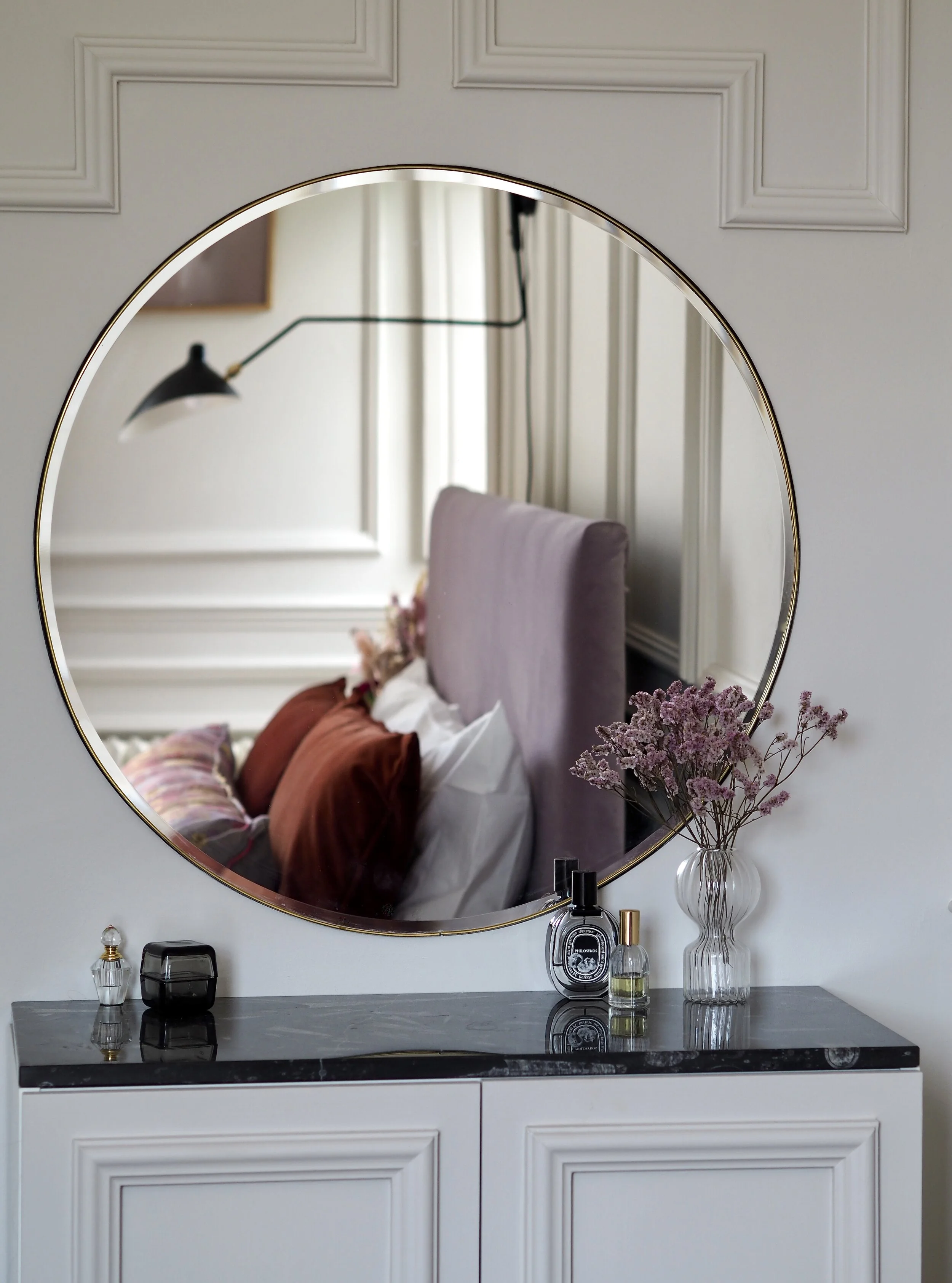 Ikea floating 2024 shelf dressing table